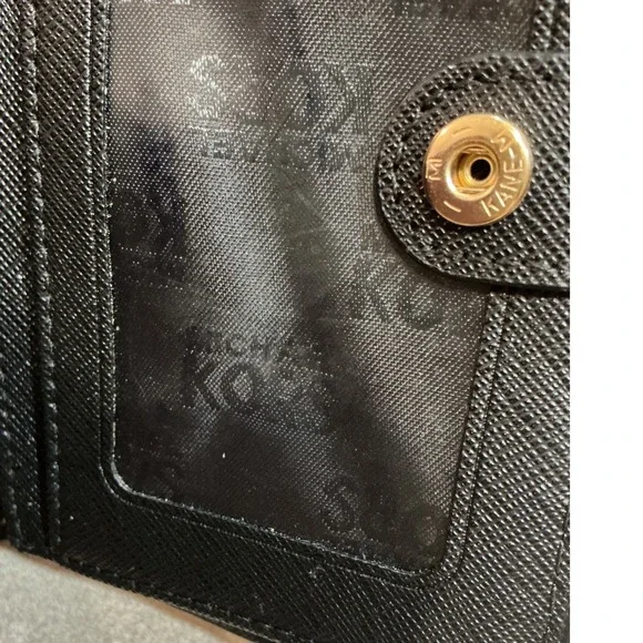 Michael Kors Black Pebbled Leather Bifold Wallet Gold Logo Snap Compact - Picture 5 of 7